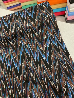 Mavi Zigzag Desenli Belmando Dökümlü Kumaş
