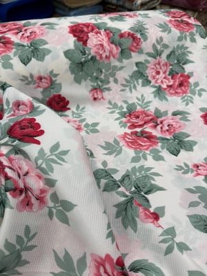 Pembe İri Vintage Çiçekler Desen Rashel Kumaş