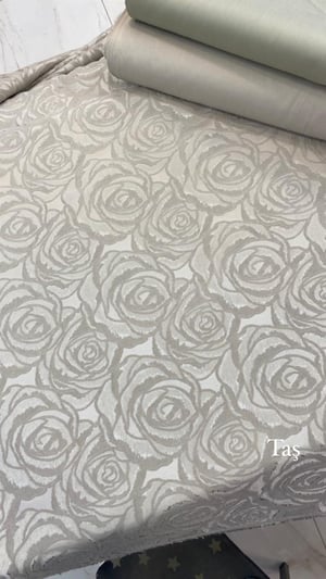 Taş Rengi Gölge Gül 507 Desen Etuval İpek Şönil Pike Kumaş 