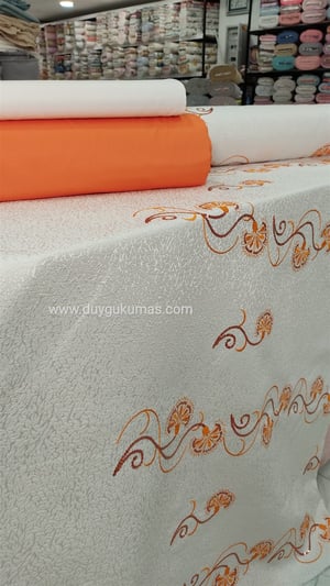 Turuncu Nakışlı Pike Kumaşı