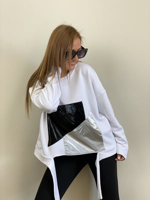 Beyaz Paraşüt Detay Sweat