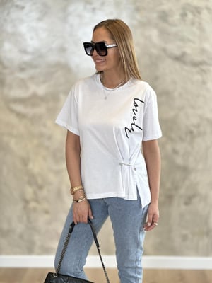 Taşlı Çengel İğne Detay Beyaz Bluz