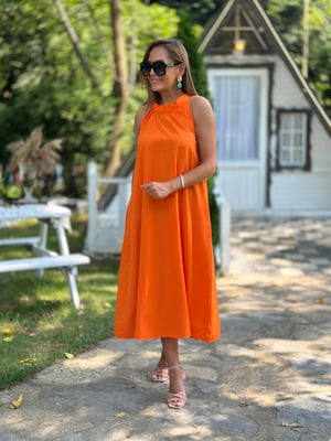 Turuncu Halter Yaka Midi Boy Elbise