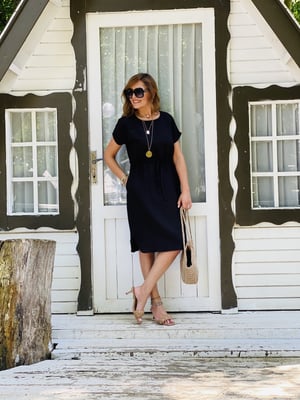 Beli Büzgülü Siyah Elbise