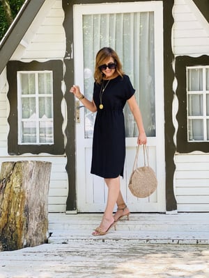 Beli Büzgülü Siyah Elbise