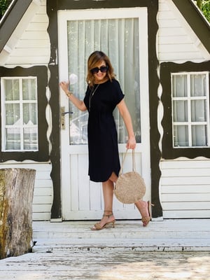 Beli Büzgülü Siyah Elbise