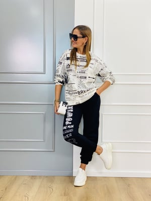 Beyaz Gazete Baskılı Sweatshirt