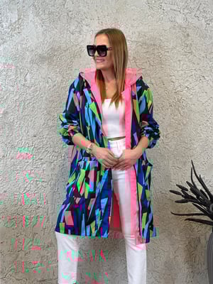 Çift Taraflı Mavi Pembe Desenli Oversize Yağmurluk