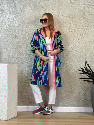 Çift Taraflı Mavi Pembe Desenli Oversize Yağmurluk