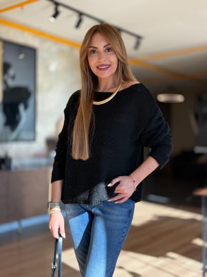 Dokulu Kayık Yaka Siyah Triko