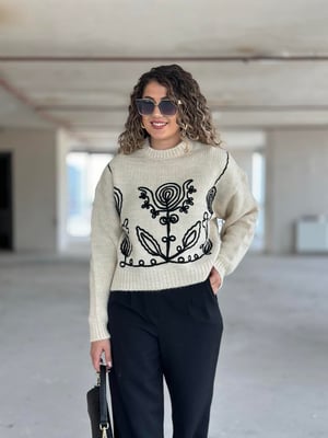 Ekru Süzeneli Kazak