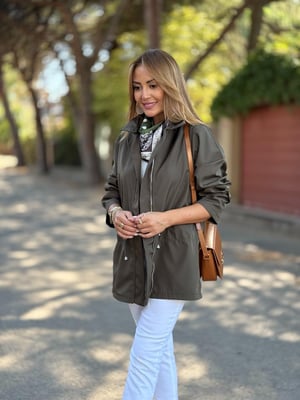 Haki Bel Büzgülü Trenç Yağmurluk