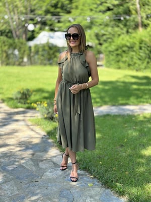 Halter Yaka Kol Volanlı Kuşaklı Haki Elbise