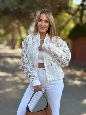 Jakarlı Beyaz Bomber Ceket