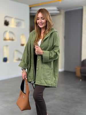 Kapüşonlu Sırt Payetli Gabardin Haki Ceket