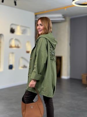 Kapüşonlu Sırt Payetli Gabardin Haki Ceket