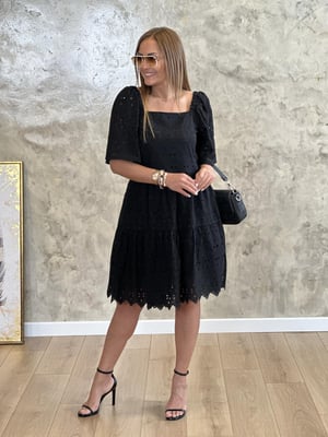 Kare Yaka Fistolu Astarlı Siyah Elbise