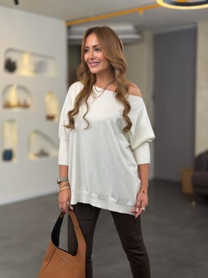 Kayık Yaka İthal Ekru Triko Bluz