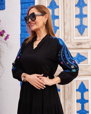 Kol Nakışlı Siyah Maxi Elbise