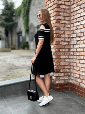 Kol Şeritli Omuz Dekolteli Siyah Elbise