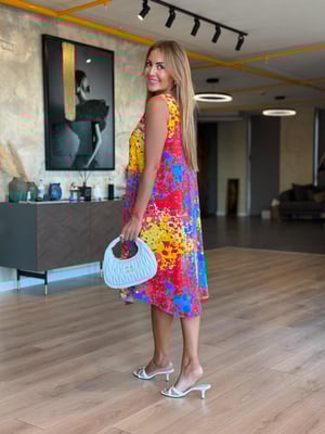 Kolsuz Kırmızı Mavi Batik Desen Çan Elbise