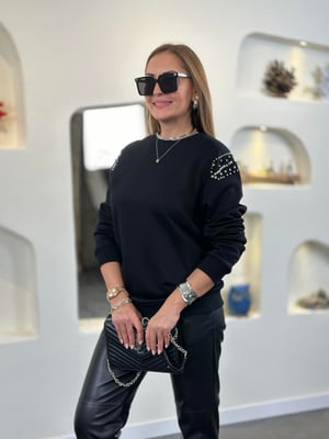 Kolu Taşlı Siyah Sweatshirt
