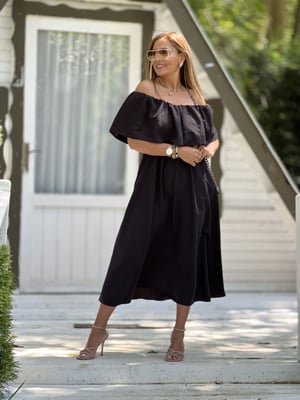 Madonna Yaka Kuşaklı Siyah Elbise