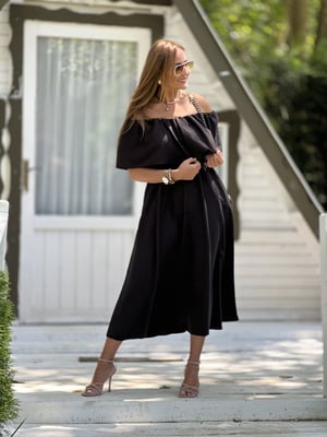Madonna Yaka Kuşaklı Siyah Elbise