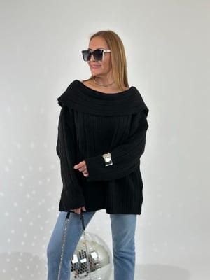 Madonna Yaka Siyah Oversize Triko