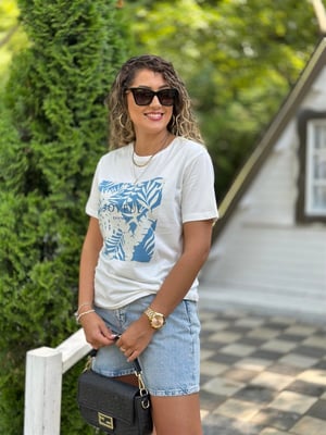Mavi Pano Baskılı Beyaz Tshirt