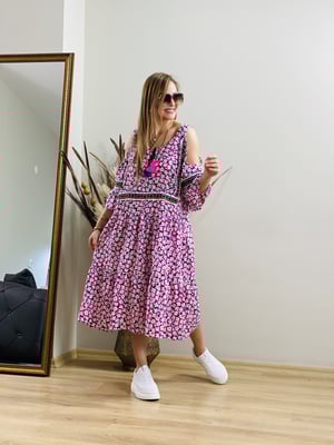 Pencere Kol Pembe Çiçekli Elbise