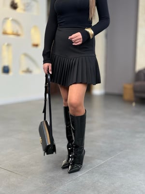 Piliseli Siyah Mini Crep Etek
