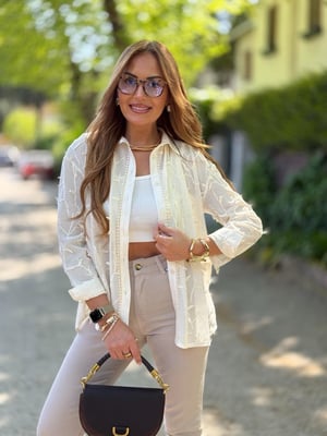 Premium İşlemeli Garnili Bej Gömlek