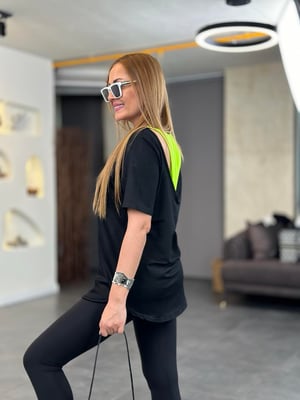 Sırt Yeşil Neon Detay Bluz