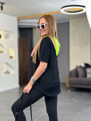 Sırt Yeşil Neon Detay Bluz
