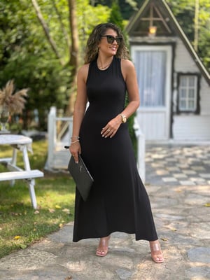 Sırtı Çapraz Detay Siyah Maxi Elbise