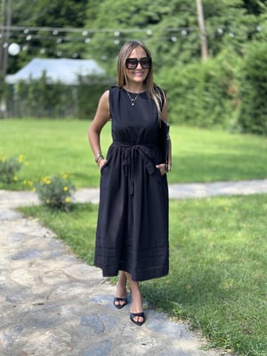 Siyah Apoletli Volanlı Elbise