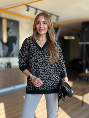 Siyah Leopar Desen V Yaka Sakallı Triko