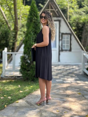 Siyah V Yaka Çan Elbise