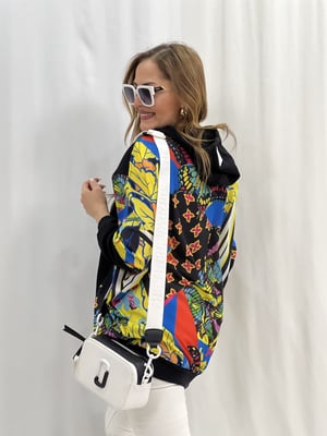 Siyah Yarasa Kol Baskılı Sweatshirt