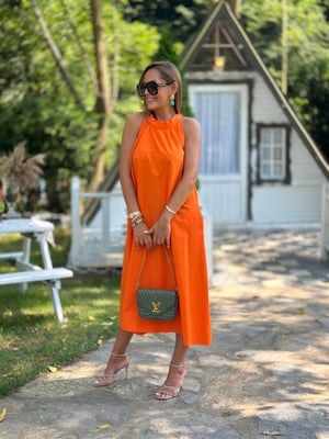 Turuncu Halter Yaka Midi Boy Elbise