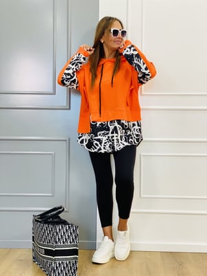 Turuncu Siyah Beyaz Desenli Sweatshirt