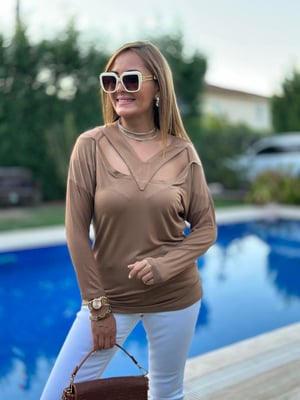 V Dekolte Yaka Bisküvi Bluz