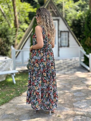 V Yaka Çiçek Desenli Salaş Uzun Elbise