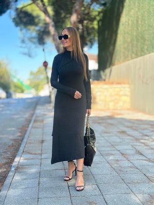 Yaka Detaylı Asimetrik Füme Elbise