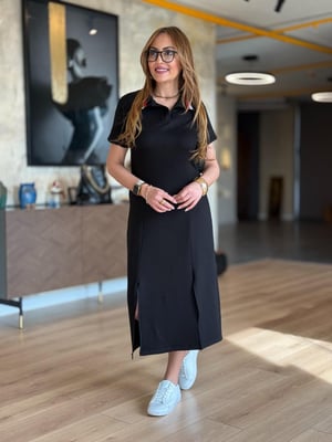 Yaka Ribanalı Çift Yırtmaçlı Siyah Modal Elbise