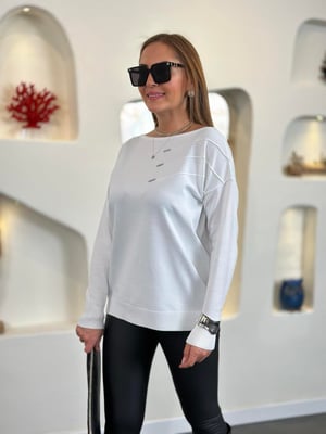 Yan Taş Detaylı Beyaz Triko