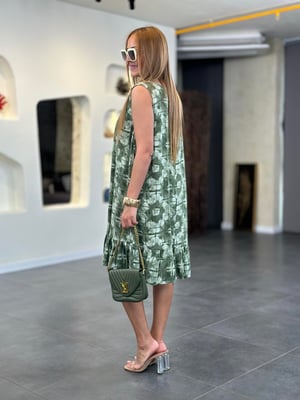 Yeşil Batik Desen Kolsuz Elbise