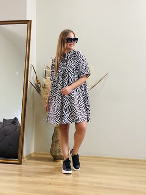 Zebra Desenli Volanlı Elbise