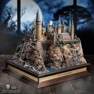 Hogwarts Castle Sculpture
